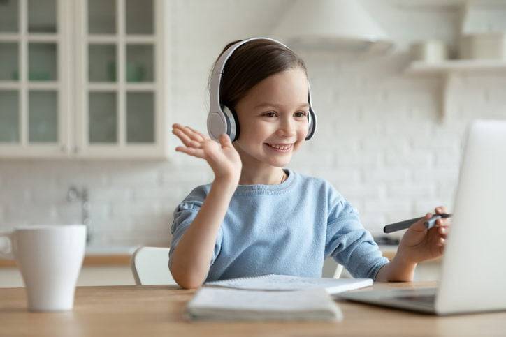 Student Completing Online Worksheet Made on TeacherMade